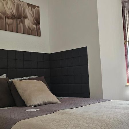Nyirjes Vendeghaz Hotel Balassagyarmat Ngoại thất bức ảnh